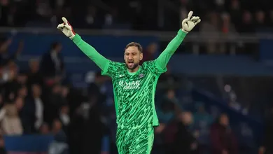 PSG e Donnarumma fazem Arsenal pagar caro por erro crasso de estrat&eacute;gia na Champions