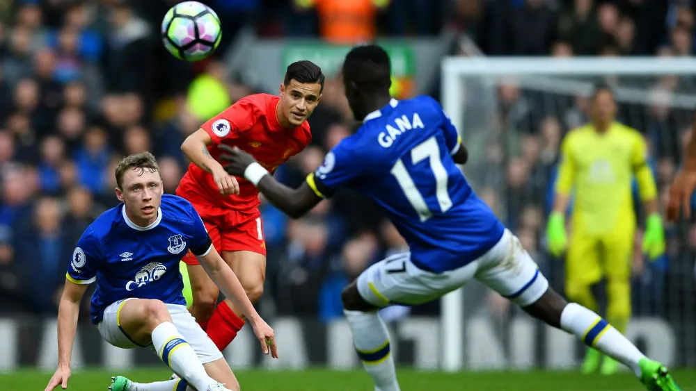 O Coutinho decisivo reaparece, e Liverpool vence o cl&aacute;ssico contra o Everton