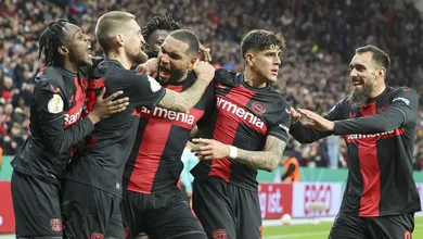 Bayer Leverkusen vira sobre o Stuttgart, amplia invencibilidade para 30 jogos e est&aacute; na semi da Copa da Alemanha