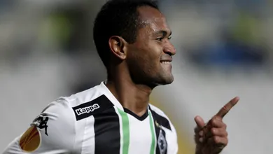 Raffael, sobre sele&ccedil;&atilde;o brasileira: &ldquo;Acho que faria o mesmo que o Rafinha&rdquo;