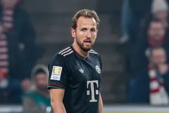 &lsquo;N&atilde;o sei se Kompany est&aacute; feliz com Kane n&atilde;o estar jogando apenas como atacante&rsquo;