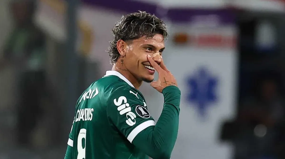 R&iacute;os comemora gol do Palmeiras
