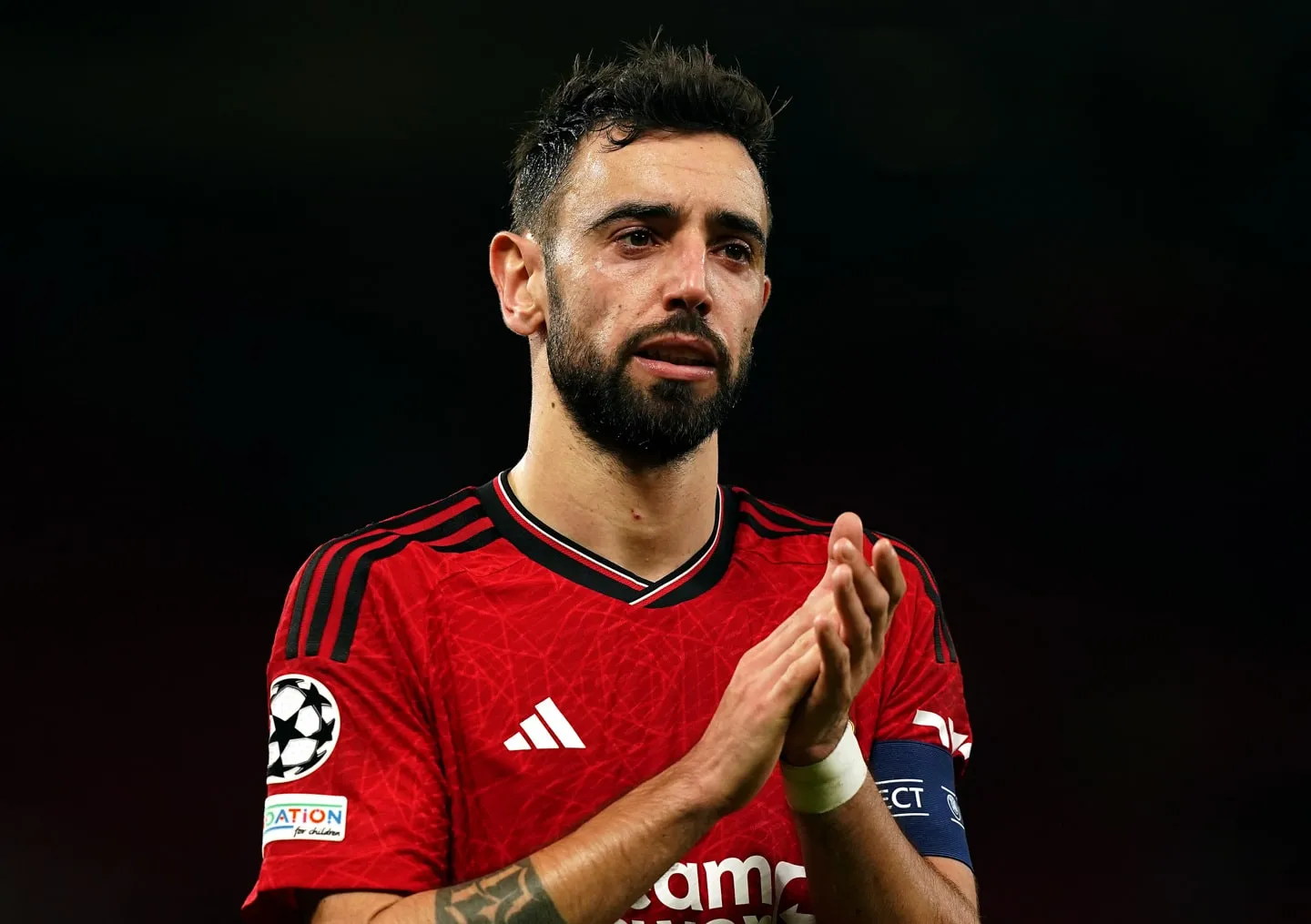 Clim&atilde;o: Bruno Fernandes rasga elogios a rivais e esquece Ten Hag