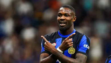 Inter de Mil&atilde;o s&oacute; aceitar&aacute; perder dois titulares por um caminh&atilde;o de dinheiro