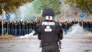 Faltam 6 meses para a Eurocopa, e Alemanha (quem diria) tem um grave problema de viol&ecirc;ncia para resolver