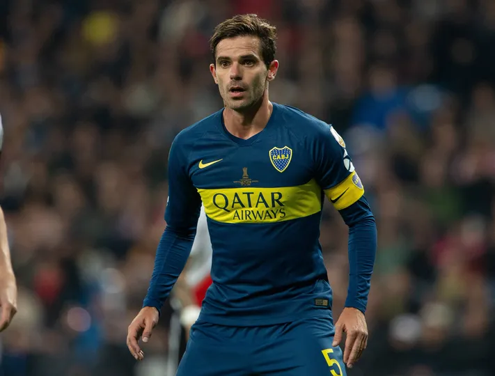 Fernando Gago defendendo o Boca Juniors durante a final da Libertadores de 2018 contra o River Plate