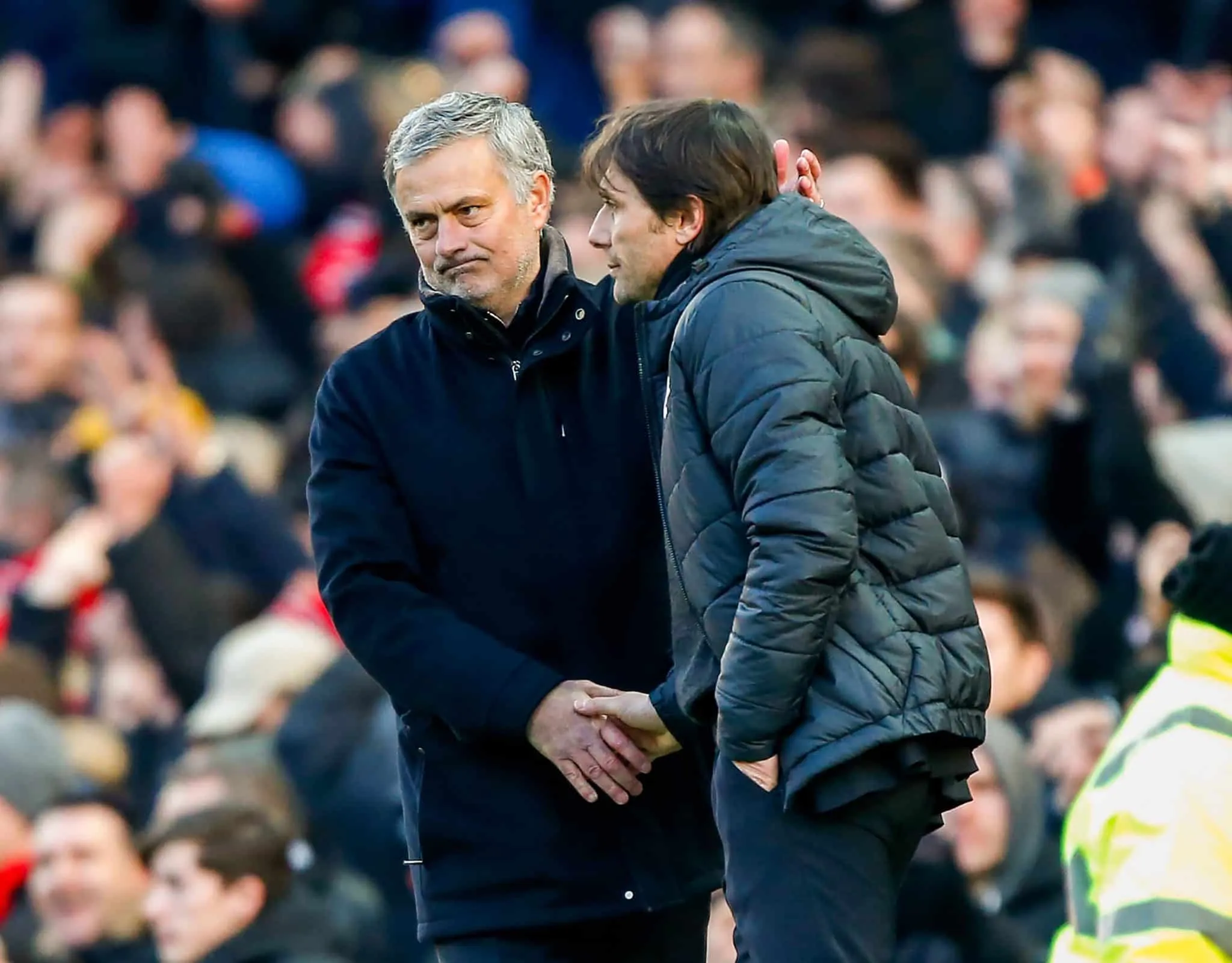 United pode trazer t&eacute;cnico que brilhou pelo Chelsea de volta &agrave; Premier League