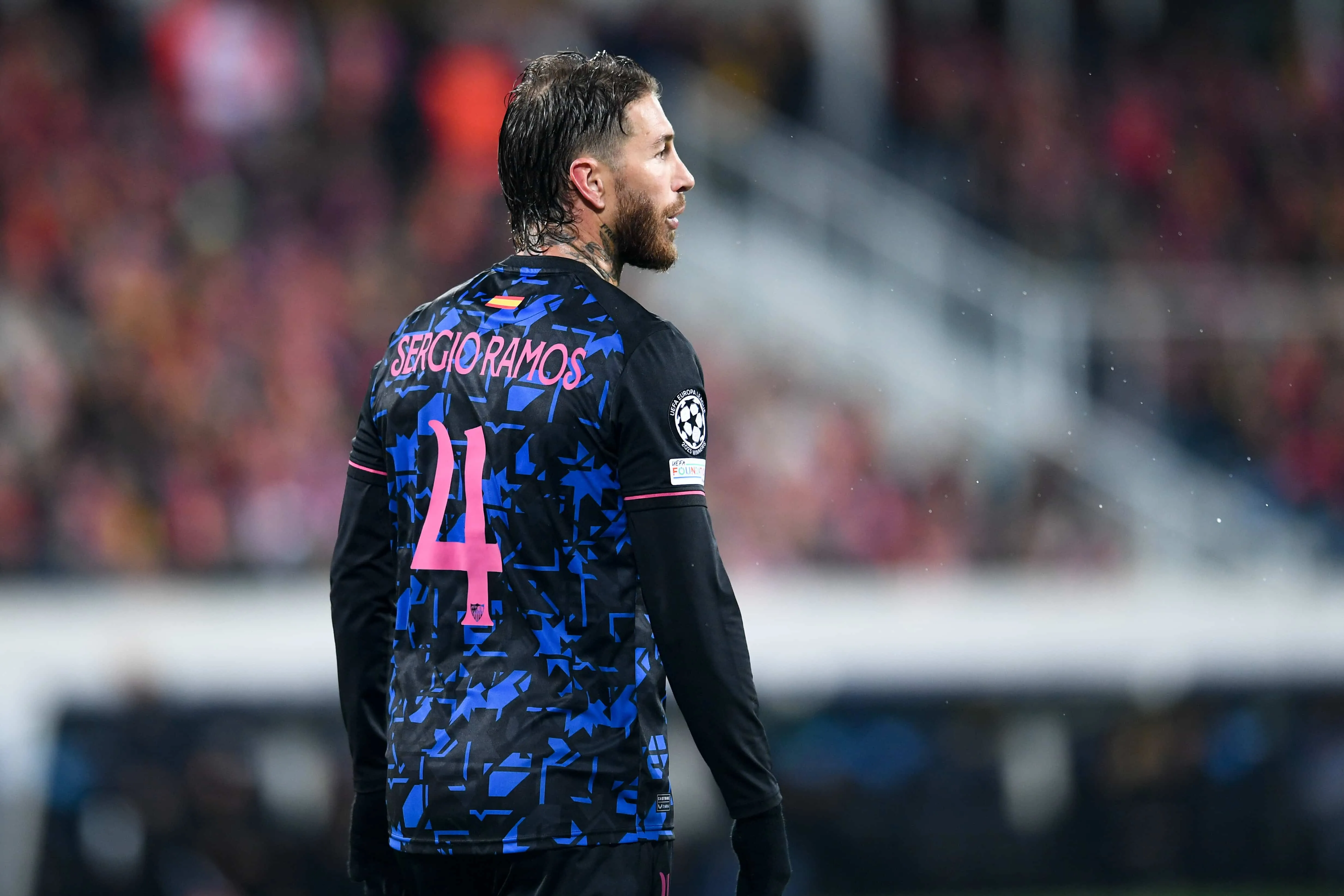 Sergio Ramos bateu recorde na Champions, mas n&atilde;o p&ocirc;de comemorar. Os motivos? Sevilla e arbitragem
