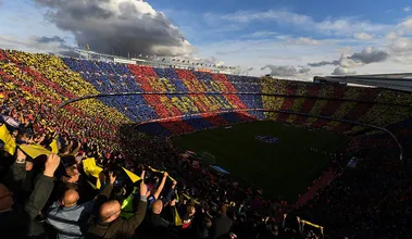 Por conta dos protestos na Catalunha, La Liga quer inverter o mando de campo do cl&aacute;ssico, mas Bar&ccedil;a e Real refutam ideia