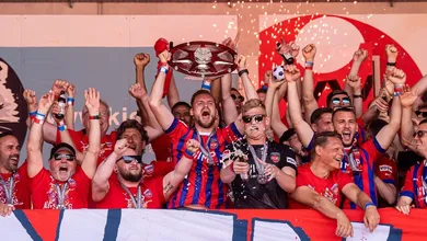 Mais do que o milagre na rodada final, o Heidenheim representa uma escalada fant&aacute;stica desde a quinta divis&atilde;o at&eacute; a estreia na Bundesliga