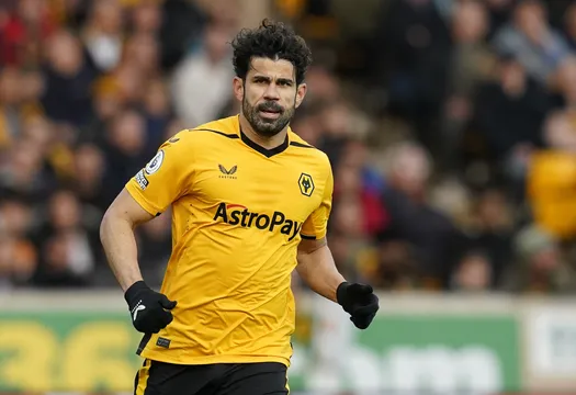 Botafogo: Diego Costa ter&aacute; que vencer desconfian&ccedil;a para substituir Tiquinho Soares
