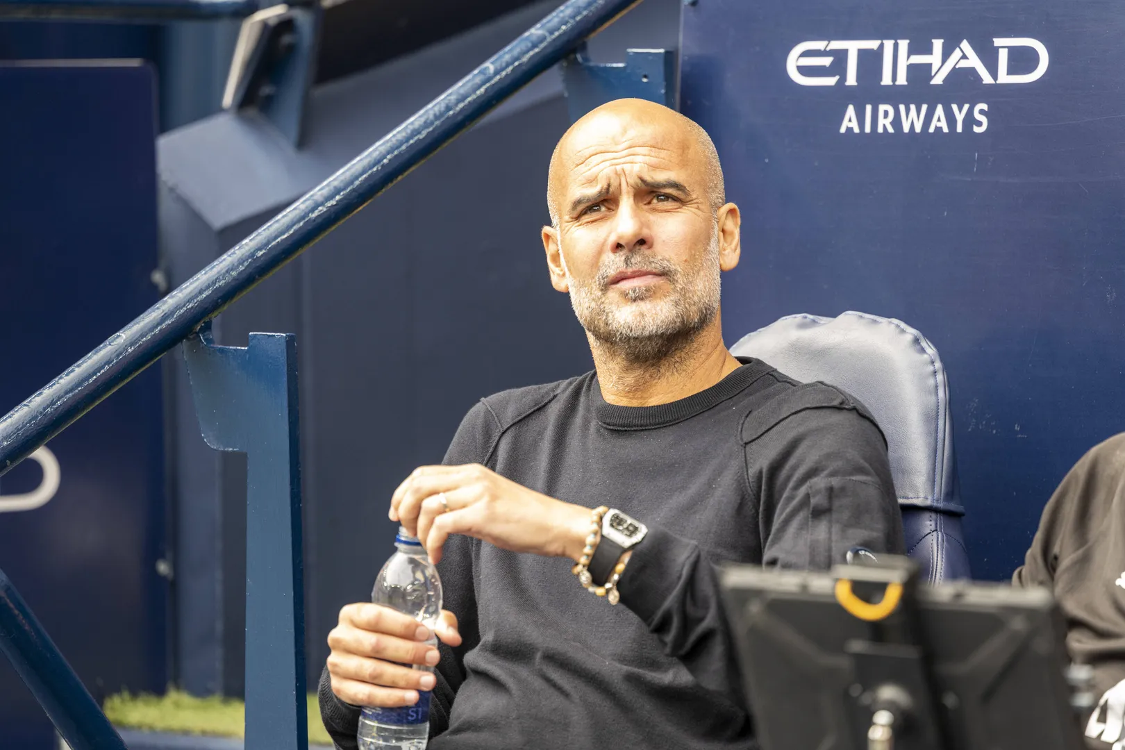 Guardiola durante jogo do Manchester City