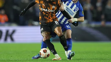 Sempre ele: Jo&atilde;o Pedro marca no fim e Brighton supera Marseille por vaga nas oitavas da Liga Europa