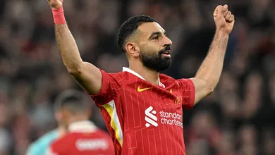 Com gola&ccedil;o de videogame, Salah e Liverpool coroam a rodada perfeita