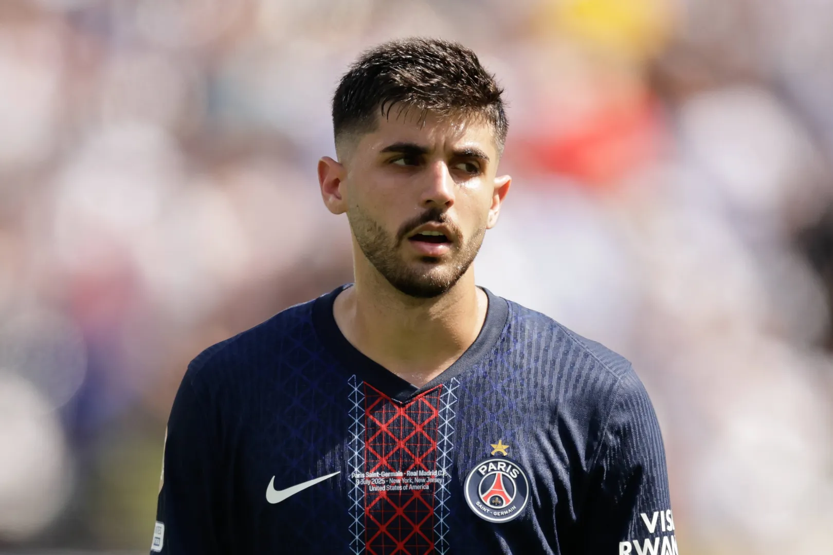 Beraldo em a&ccedil;&atilde;o pelo PSG