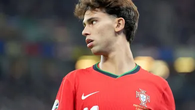 Sem clima no Atletico de Madrid, Jo&atilde;o F&eacute;lix tem prazo curto para decidir sobre seu futuro