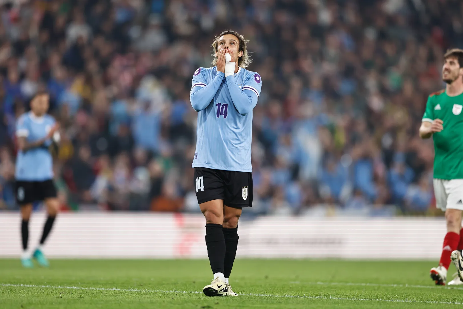 Agustin Canobbio durante jogo da sele&ccedil;&atilde;o uruguaia