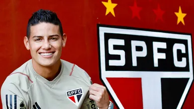Chegadas de James e Lucas e sa&iacute;da de Guedes invertem a l&oacute;gica de Majestoso&nbsp;nas&nbsp;semi