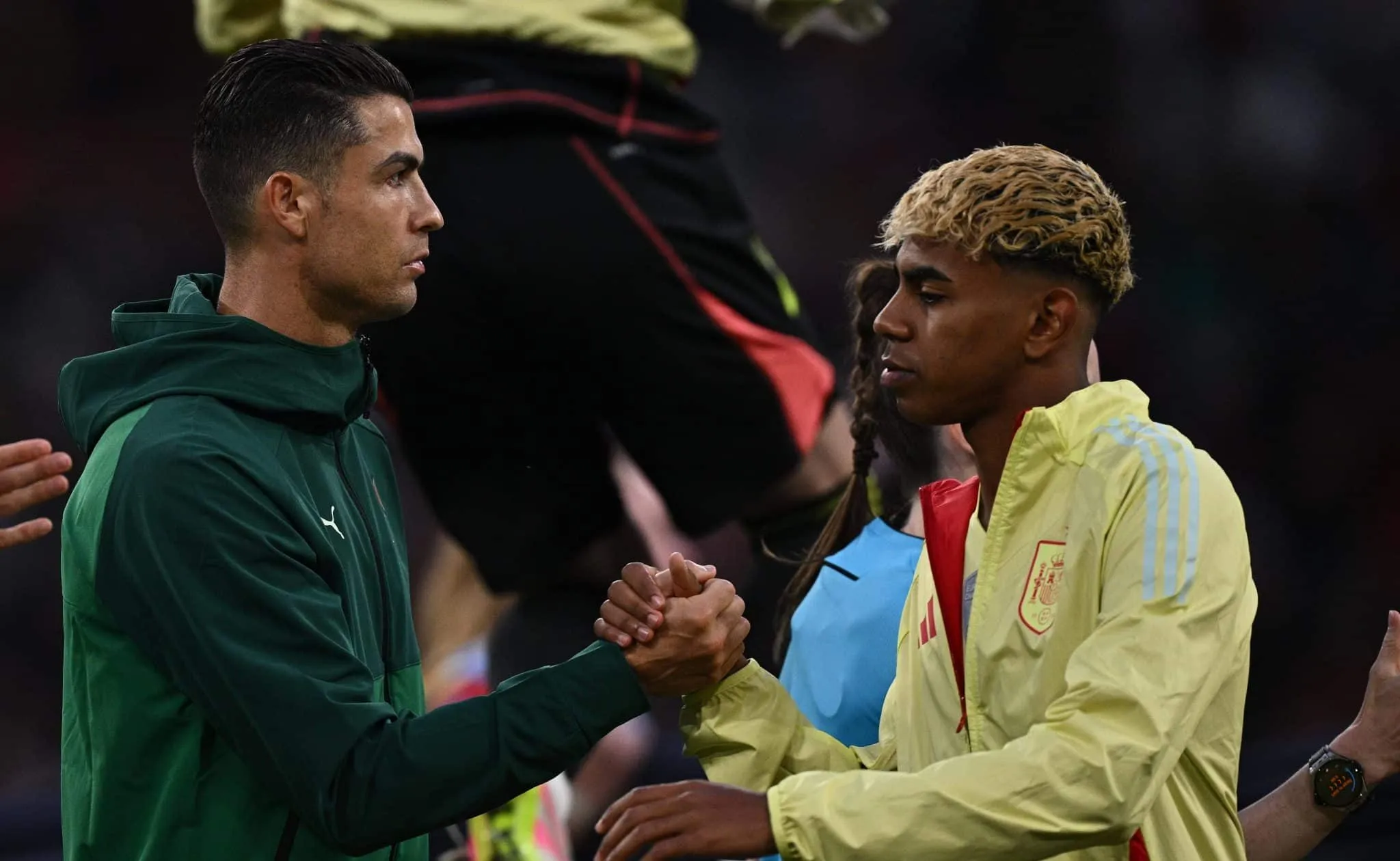 N&atilde;o ganhou nada? Filho de Cristiano Ronaldo n&atilde;o foge de pergunta sobre Lamine Yamal