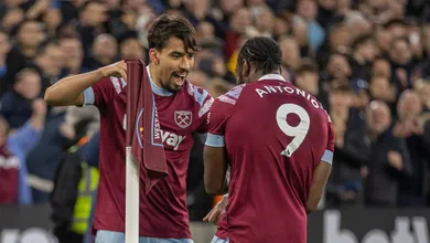 Estrela da Premier League deve perder um ano de carreira ap&oacute;s sobreviver a acidente