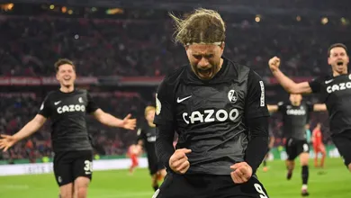 Com um p&ecirc;nalti no &uacute;ltimo minuto, Freiburg derruba o Bayern de Munique na Allianz Arena