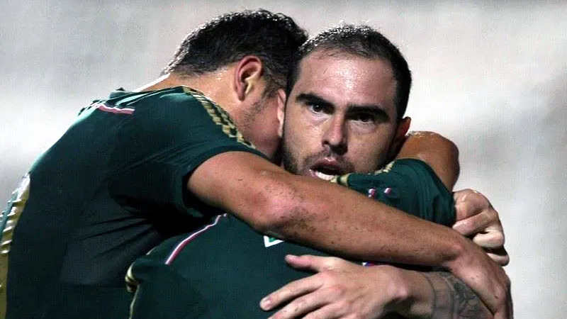 Bruno C&eacute;sar &eacute; um dos meias do Palmeiras (Foto: site oficial)