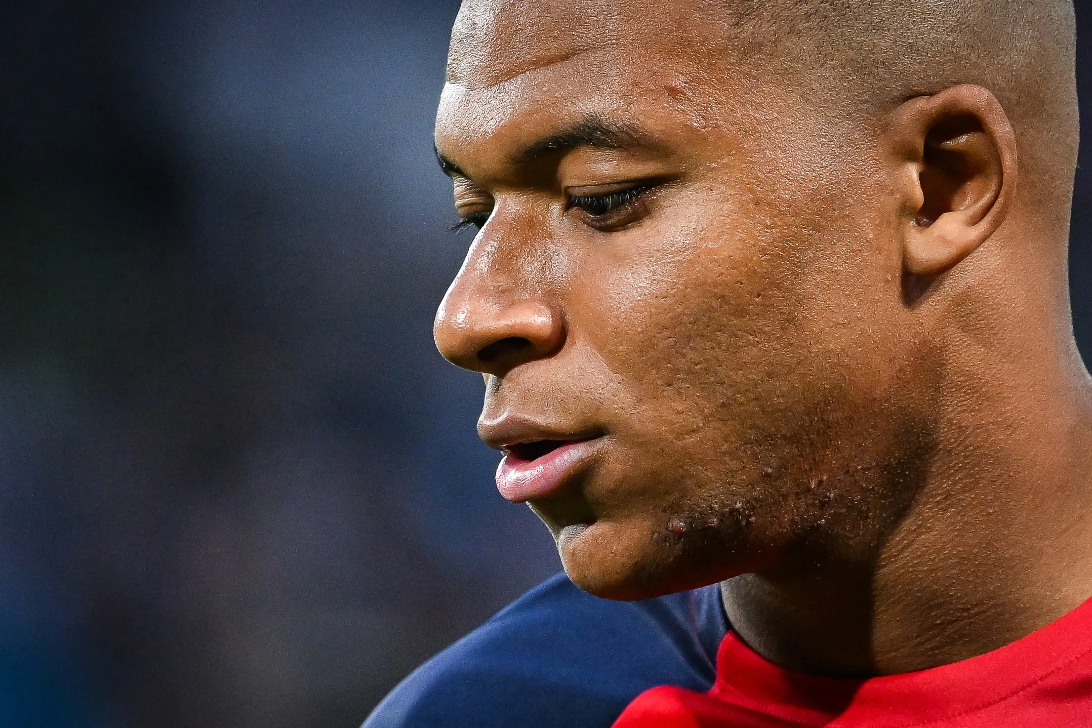 Mbapp&eacute; fica a contragosto e inicia carreira solo no PSG, enquanto Real pode amargar decis&atilde;o