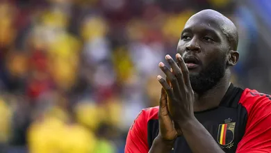 Ningu&eacute;m quer deixar Lukaku marcar, mas B&eacute;lgica se recupera na Eurocopa com vit&oacute;ria