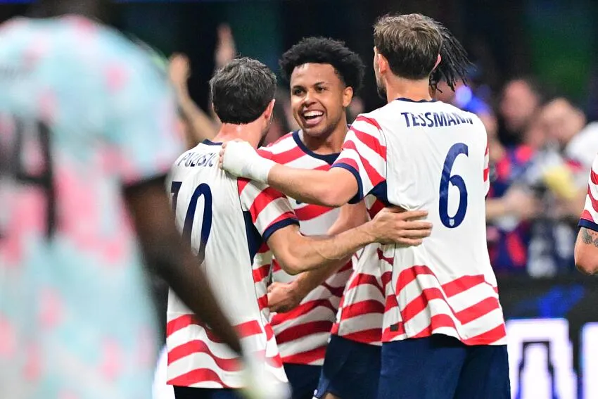 Mckennie marcou o primeiro gol dos Estados Unidos contra a B&eacute;lgica 