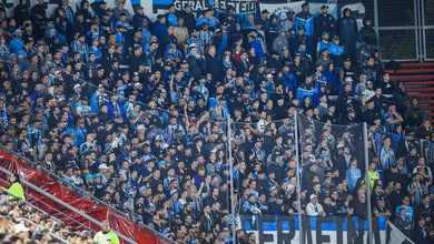 N&atilde;o bastou o alerta: Gremistas foram v&iacute;tima de racismo no jogo contra o Estudiantes