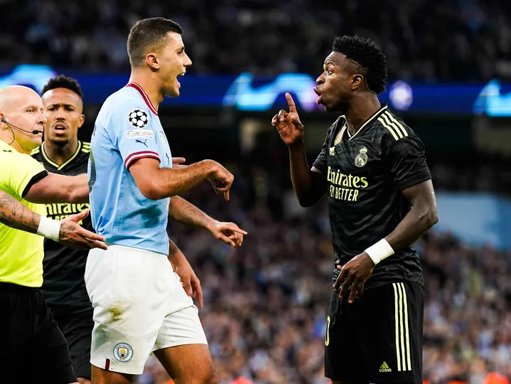 Rodri e Vin&iacute;cius J&uacute;nior durante as semifinais da Champions League 2022/23. Foto: Icon Sport