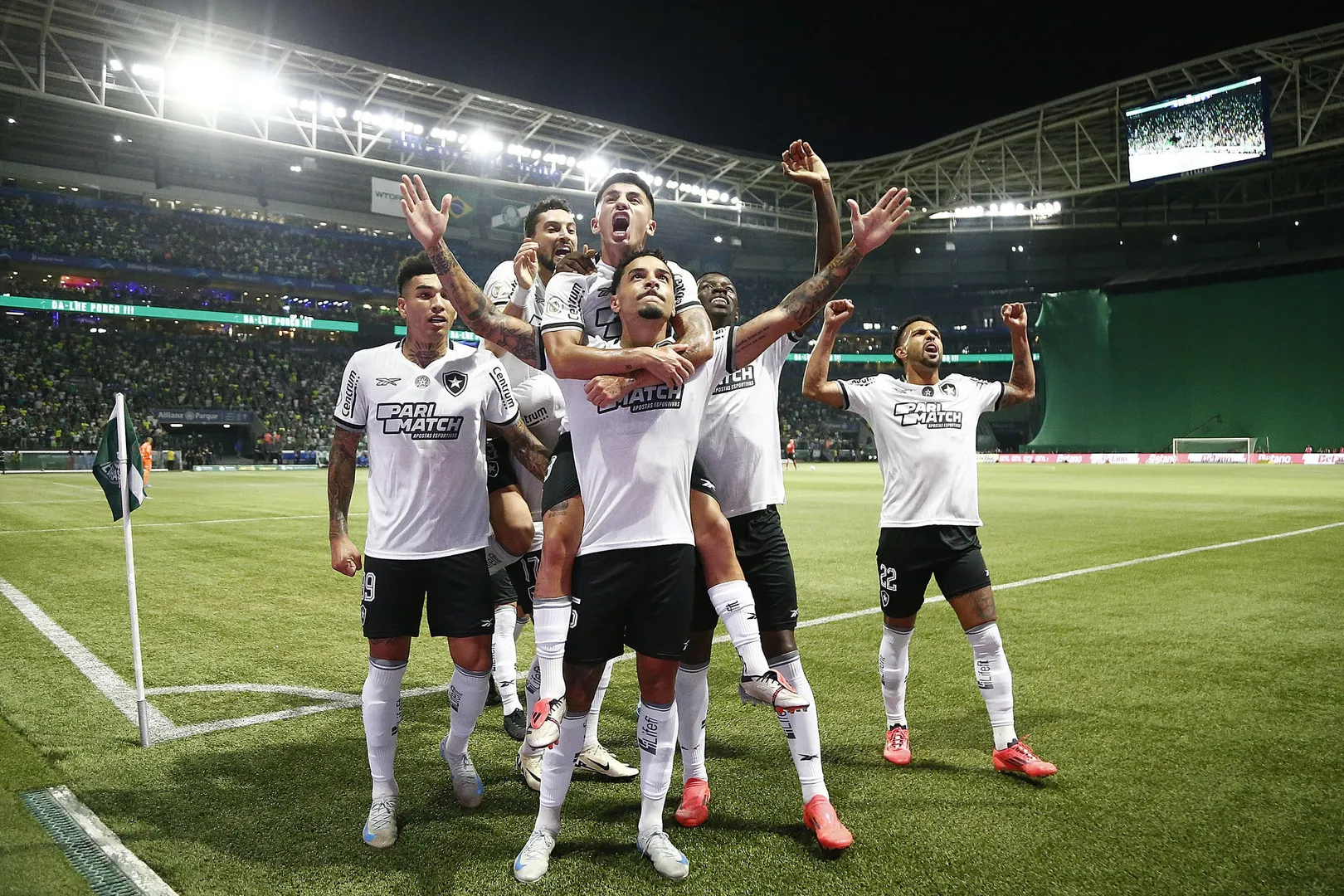 Botafogo venceu confronto direto com o Palmeiras no Allianz em 2024 (Foto: Vitor Silva/Botafogo)