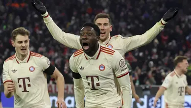 Bayern se livra de vexame na Champions gra&ccedil;as a her&oacute;i improv&aacute;vel em lance curioso