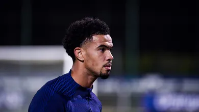Por que Zaire-Emery precisa de autoriza&ccedil;&atilde;o dos pais para defender a Fran&ccedil;a nas Eliminat&oacute;rias