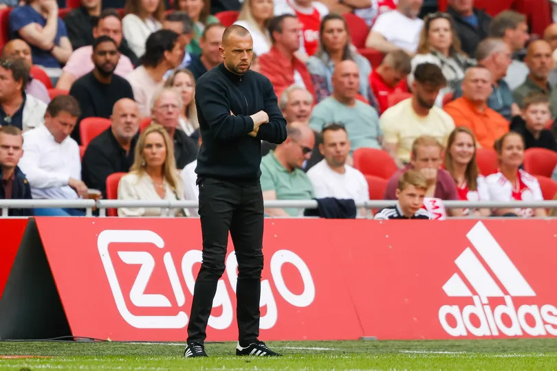Heitinga iniciou sua carreira de t&eacute;cnico no Ajax