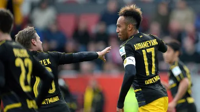 Trope&ccedil;o do Dortmund s&oacute; n&atilde;o foi pior porque empatou com Ingolstadt no &uacute;ltimo minuto