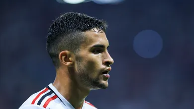 Entenda o que dificulta uma poss&iacute;vel sa&iacute;da de Nestor do S&atilde;o Paulo nesta janela