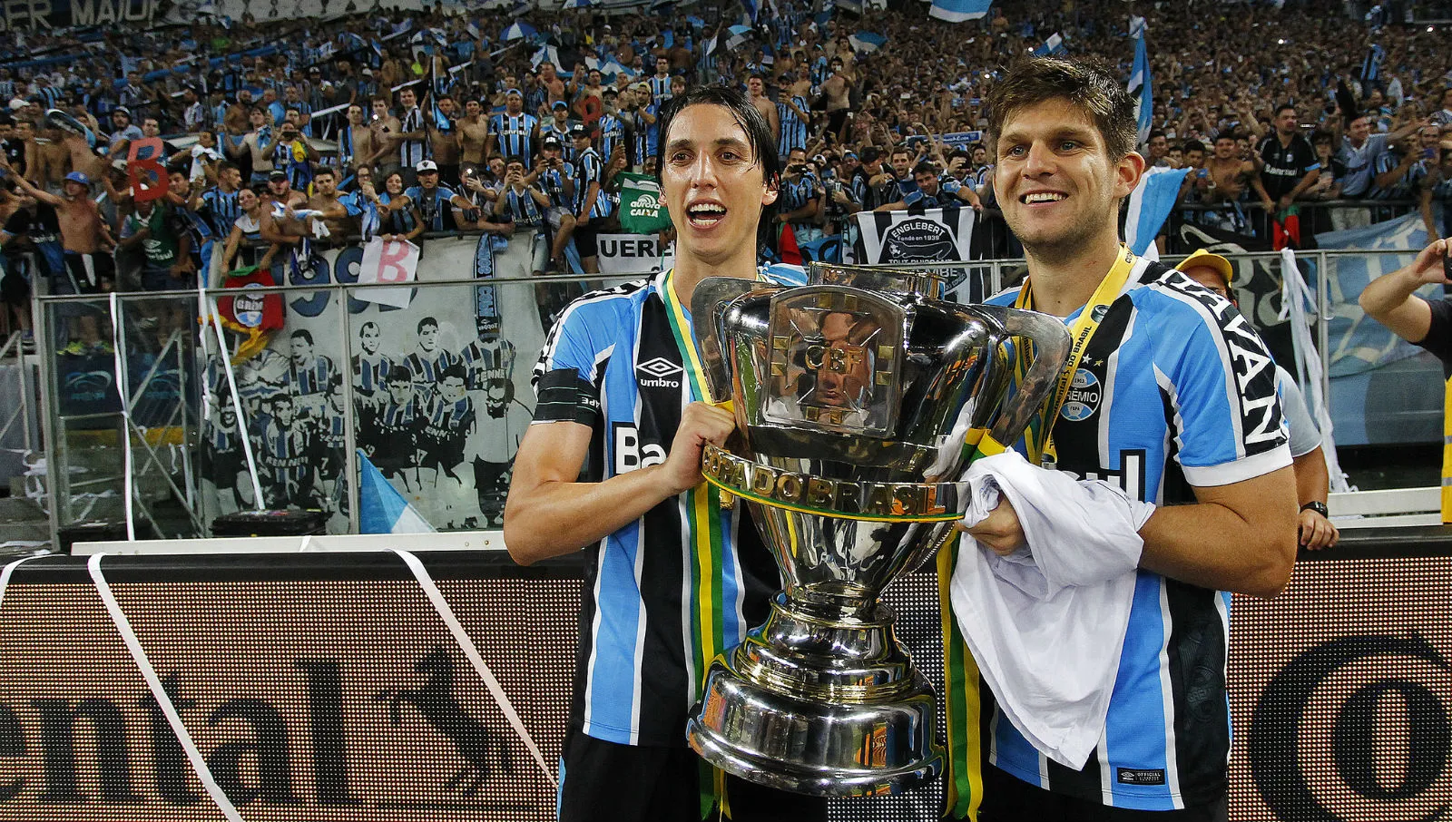 Podcast Trivela #110: Gr&ecirc;mio, pentacampe&atilde;o da Copa do Brasil