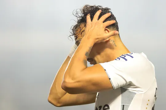 Trave salva o Santos de derrota para Novorizontino em &lsquo;final da S&eacute;rie B&rsquo;