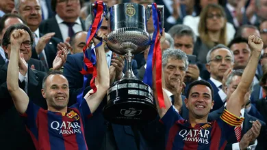 Um s&aacute;bado, cinco campe&otilde;es: veja as melhores imagens das finais de Copas na Europa