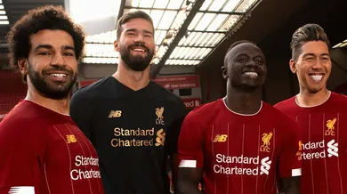 O Liverpool celebra uma parte de seu passado ao lan&ccedil;ar a nova camisa para a pr&oacute;xima temporada