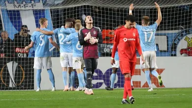 Karius n&atilde;o se ajuda, com mais uma falha na derrota do Besiktas pela Liga Europa