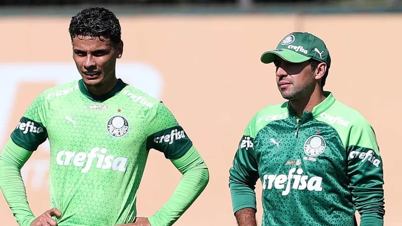 Richard R&iacute;os e Abel Ferreira durante treino do Palmeiras na Academia de Futebol