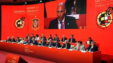 Federa&ccedil;&atilde;o prop&otilde;e novo formato para a Supercopa da Espanha, com semifinais e final