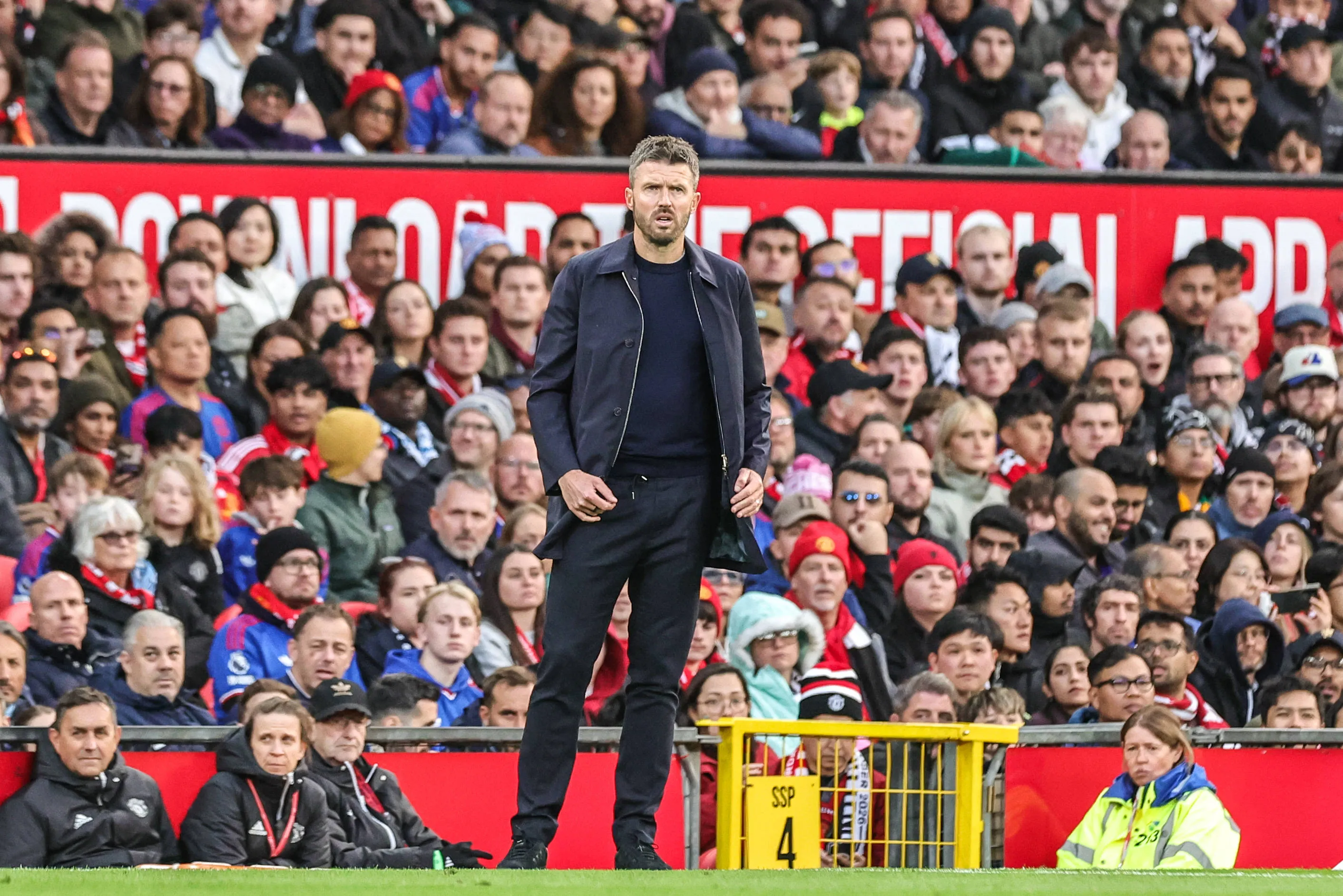 Carrick n&atilde;o ficou nada satisfeito ap&oacute;s o United ter cedido o empate diante do Tottenham