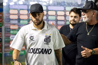 Neymar mostra que perdeu para o pr&oacute;prio corpo ao cogitar aposentadoria em 2026