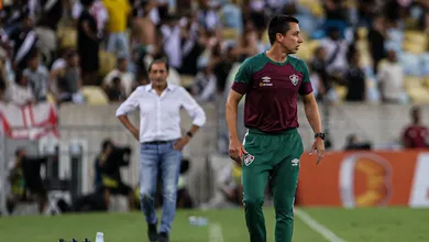 &lsquo;Arbitragem se perde&rsquo;: auxiliar do Fluminense indica como juiz prejudicou jogo contra o Vasco