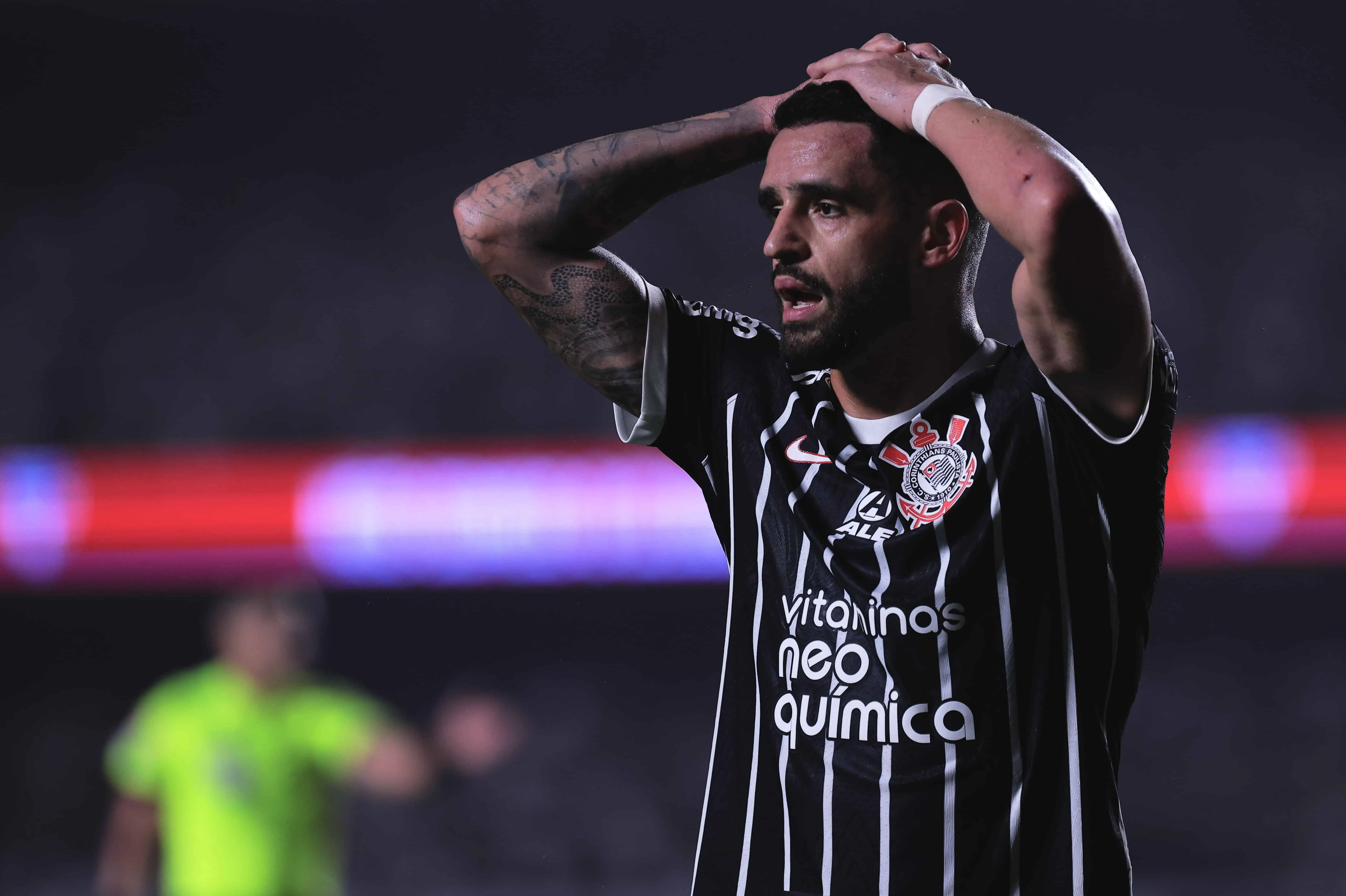 Corinthians: N&uacute;meros de Renato Augusto em 2023 s&atilde;o melhores que h&aacute; nove anos, mas hist&oacute;rico de les&otilde;es &eacute; o mesmo