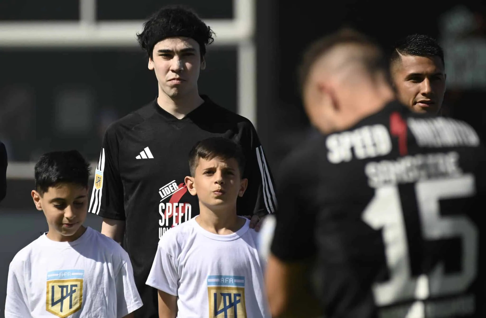 A&ccedil;&atilde;o de marketing com streamer causa revolta e indigna&ccedil;&atilde;o no Campeonato Argentino