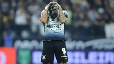 Chap&eacute;u do Cruzeiro por Walace e outras negativas: entenda dificuldade do Corinthians no mercado da bola